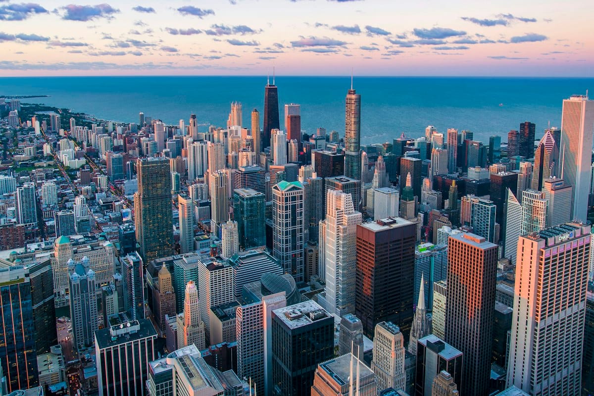 Chicago skyline, the destination of the Milwaukee to O’Hare drive